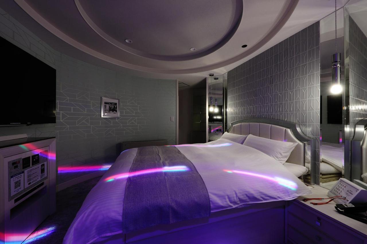 ホテルバースデー岐阜西店 Hotel Birthday Gifuwest (Adults Only) المظهر الخارجي الصورة