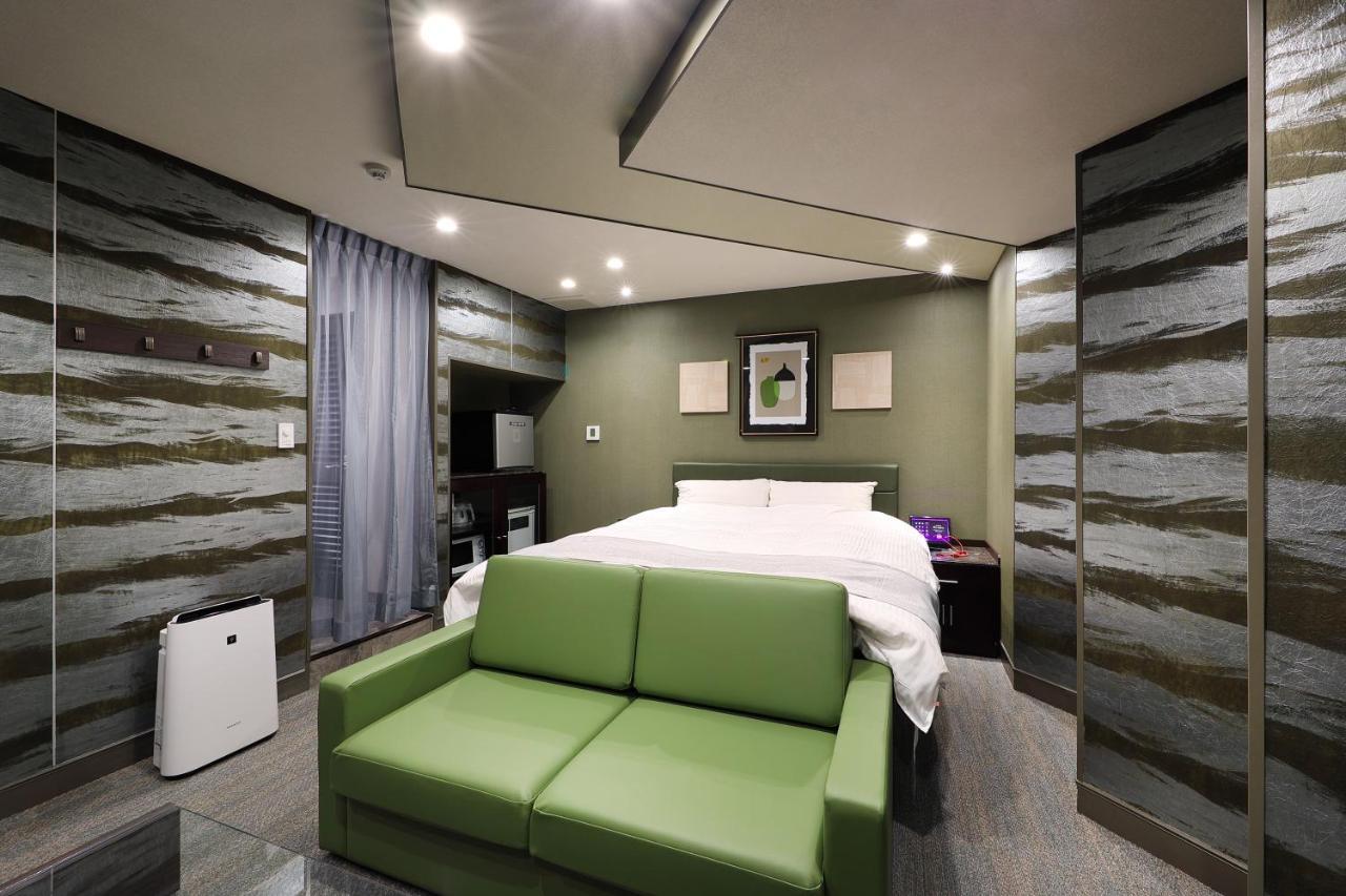 ホテルバースデー岐阜西店 Hotel Birthday Gifuwest (Adults Only) المظهر الخارجي الصورة